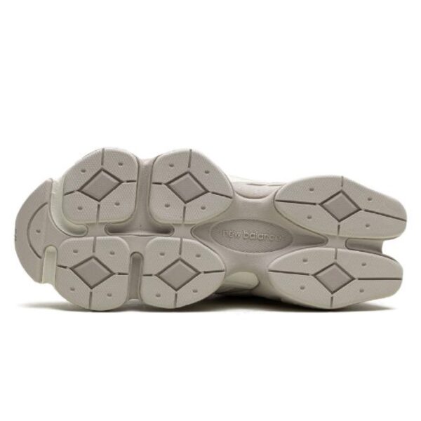 NB 9060 Grey Moonbeam - Image 4