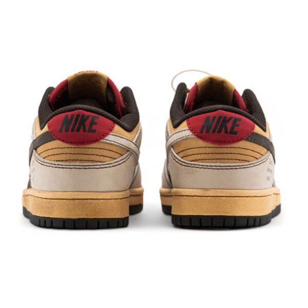 NK SB Dunk Low x Stussy - Image 2