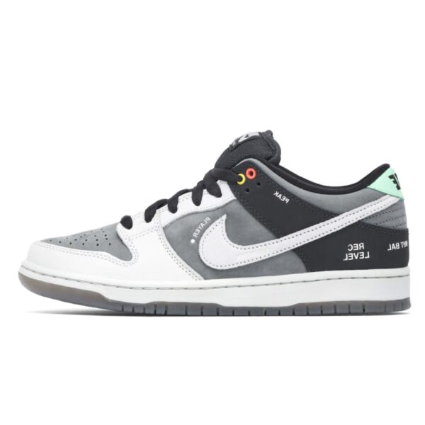 Dunk Low SB 'Camcorder' - Image 2