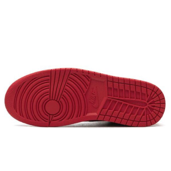 Air AJ 1 Retro High OG Satin Bred - Image 4