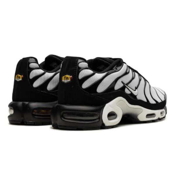 NK Air Max Plus Oreo - Image 3