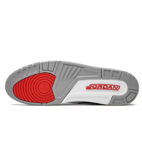 Air AJ 3 Retro "Katrina" White/ Fire Red/ Cement Grey - Image 4