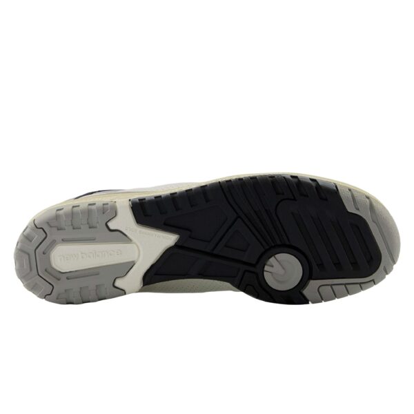 NB 550 White  Black Sea Salt - Image 4