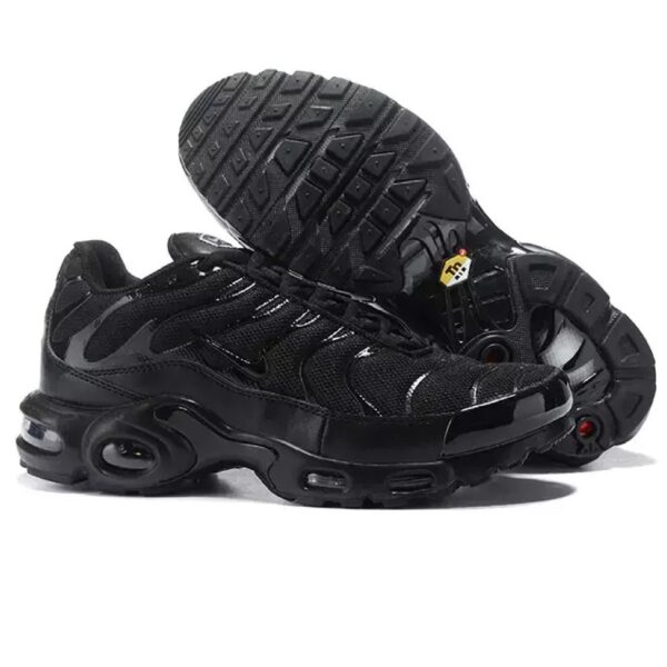 NK Air Max Plus Black - Image 4
