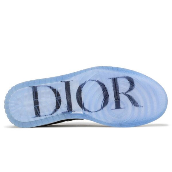 Dioor x Air AJ 1 Low - Image 3