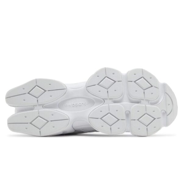 NB 9060 'TRIPLE WHITE' - Image 4
