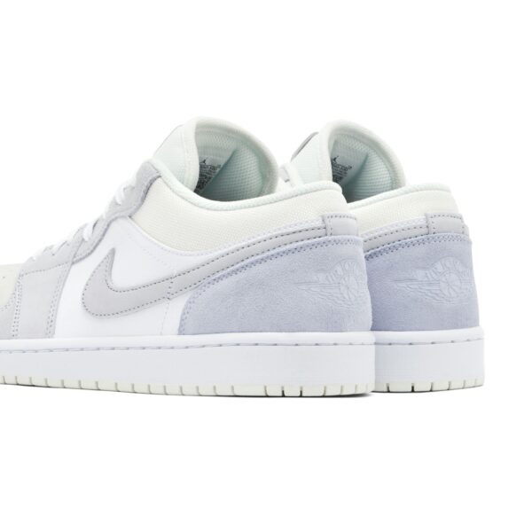 Air AJ 1 Low Paris - Image 4