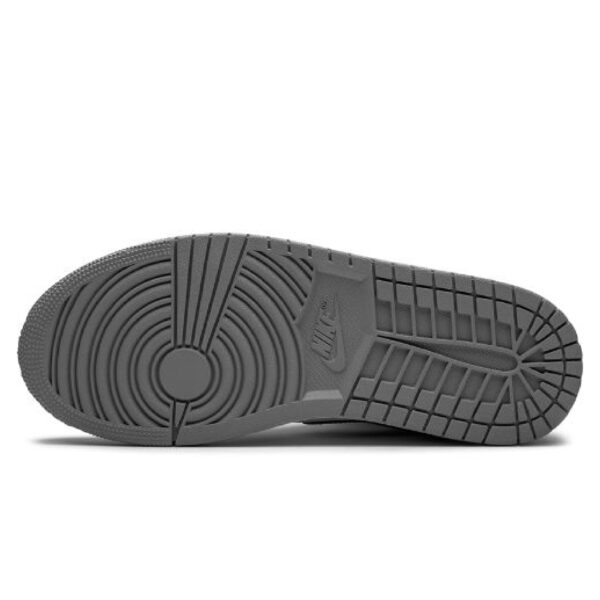 Air AJ 1 Retro High OG Light Smoke Grey - Image 4